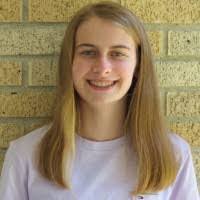 Suzie Dixon's Instagram, Twitter & Facebook