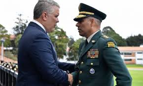 De acuerdo a la constitución política, su misión principal es la de defensa de sargento mayor de comando ejército. El General Zapateiro Toma Posesion Como Nuevo Comandante Del Ejercito Colombiano Noticias Infodefensa America