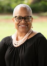 Tammy Bolton's Instagram, Twitter & Facebook