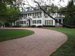 When a cobblestone driveway is installed to perfection, it is going to be able to last you several whether you are installing it yourself or getting the help of professionals, this driveway should turn. Why You Should Install A Reclaimed Paver Walkway Or Driveway