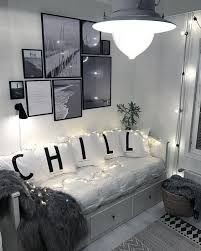 Disponibile in formato digitale o stampato. Arredare La Propria Camera Da Letto Con Gusto E Pochissimi Elementi 20 Idee Di Grande Effetto A Bassissimo Costo Idee Arredamento Camera Da Letto Idee Camera Da Letto Ikea Idee Camera