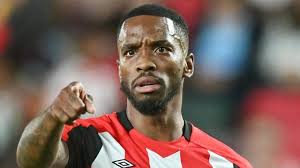 Gary Jacob] writes: Chelsea have also considered a late move for Jhon Durán  and Evan Ferguson. The west London club were given permission to speak to  the forward by Aston Villa after