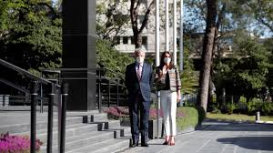 We did not find results for: La Reina Letizia Conoce La Labor De La Fundacion Mutua Madrilena