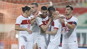 Peki, kaan ayhan kimdir, hangi takımda oynuyor? Mkrsrgzsgo6nom