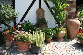 Wunderschöner wandbrunnen für hof landhaus garten mit sehr schönen verzierungen.langlebig antik stil robers germany. Wandbrunnen Fur Den Garten Auswahl Und Tipps Obi