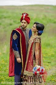 Beautiful Indian Couple Shot In The Daylight Indian Wedding Couple Couple Shots Indian Wedding