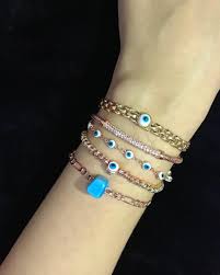 25 Begenme 1 Yorum Instagram Da We Accessories We Accessories Nazar Goz Bileklik 15 Ince Zirkon Kunye 20 Sir Delicate Bracelet Bracelets Jewelry