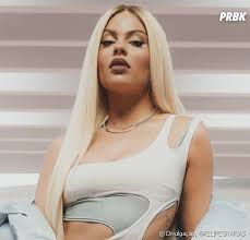 Oi, aqui vai o interlude do álbum. Luisa Sonza Se Revolta Com Clipe Censurado No Youtube Vou Subir No Xvideos Purebreak