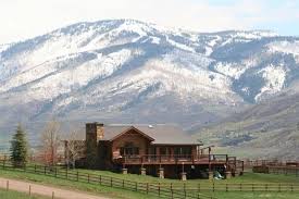 Luxury log cabins the cabin accommodations at vista verde are rustic on the outside and anything but on the inside. Delightful Steamboat Log Home Easy 10 Minute Drive To Slopes Pet Friendly Steamboat Springs