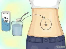 How To Clean A New Belly Button Ring Piercing Ombligo Cuidados Ombligo Piercing En El Ombligo