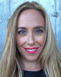 Melissa Paschke's Instagram, Twitter & Facebook