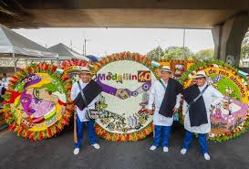 En el desfile de este domingo participan 510 silleteros, en un recorrido de dos kilómetros que inicia en comfenalco guayabal y va hasta las inmediaciones. La Feria De Las Flores 2021 No Tendra Restricciones En Medellin Alerta Paisa