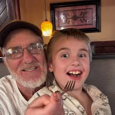 What years did you live in Des Plaines?