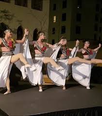 Le sirtaki n'est pas une danse authentiquement traditionnelle : Sirtaki Dance In Dubai Scream Entertainment Events