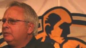 Controversial Illinois AC commissioner retires