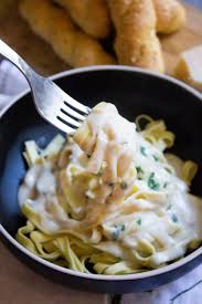 I must admit however, that while my sister's recipe (pictured below) calls for milk instead of whipping cream…i use whipping cream instead. Easy Homemade Alfredo Sauce Coco And Ash