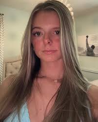 Raelynn Smith's Instagram, Twitter & Facebook