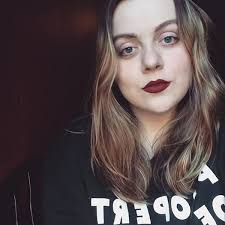 Alyssa Coolen: books, biography, latest update