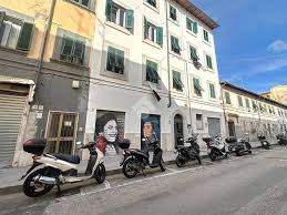 Locale commerciale borgo cappuccini 142, Livorno, Rif. 121112084 -  Immobiliare.it