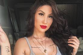 Check spelling or type a new query. Ex Bbb Bianca Andrade Compra Casa De Tres Andares Com Piscina Novo Lar