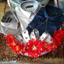 What is the best gift to the bride from the groom? Gifts For Him Men In The Bride Or Groom S Family Indian Wedding Gifts Wedding Gift Pack Wedding Gifts
