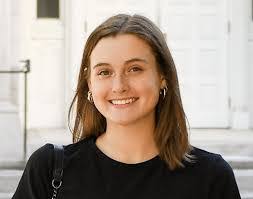 Kathryn Franks's Instagram, Twitter & Facebook