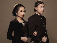 Klasik prewedding adat jawa indoor. 120 Traditional Prewedding Ideas In 2021 Indonesian Wedding Javanese Wedding Wedding Poses