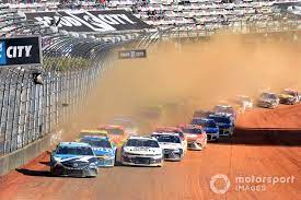 When the race is under caution during the closing laps, the race distance may be extended beyond the advertised distance. Logano Claims Nascar Cup Win In Overtime On Bristol Dirt Track