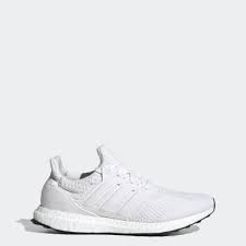 Its 2020 version a far cry from the beloved og that dressed kanye only a few years back. Ultraboost Schuhe Adidas De Kostenloser Versand Ab 25