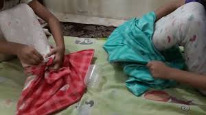 Hallo guysss😍😍😍aku kembali lagi nih dengan video tutorial menarik😍yuk di simak video nya😘sebelum kalian lihat video ini jangan lupa subscribe yah😘baran. Cara Membuat Kostum Mermaid Asli Belajar