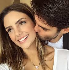 Yuk lihat 10 fotonya yang brilio.net lansir dari instagram pribadinya, senin (10/7). Em Foto No Instagram Carol Celico E Kaka Anunciam Que Reataram O Casamento Jovem Pan