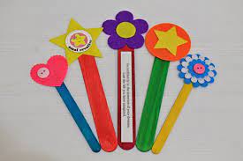 See more ideas about corak, lakaran fesyen, tadika. Panduan Asas Kraftangan Felt Tutorial Felt 3 Penanda Buku Felt How To Make Bookmarks Tutorial Felt