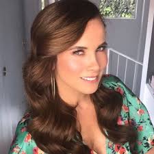 Julia Reyes Rawlings (@JuliaRRawlings)