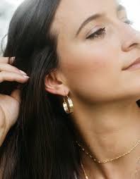 Calla Gold Hammered Hoops, Minimalist Jewelry, Everyday Earrings, Gold Hoop  Earrings, Gifts for Girlfriend, Bridesmaid Gift