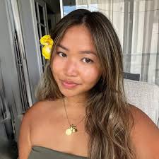 Emily Tao's Instagram, Twitter & Facebook