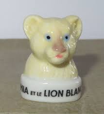 2019 MIA AND THE LION WHITE FEVE PORCELAIN 3D CROSSROADS to choose from