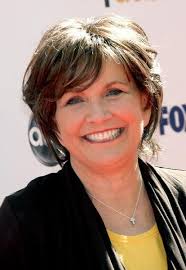 Elizabeth Edwards dies from breast cancer at 61