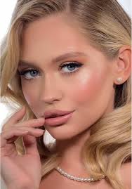 Свадебный макияж: курс визажиста в Москве