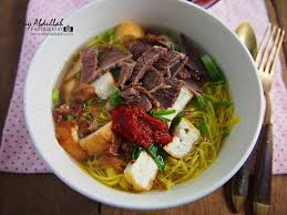 Selalu buat bihun sup biasa je kan… so apa kata sesekali kita cuba buat bihun sup utara pulak. Resepi Bihun Sup Ayam Utara Azie Kitchen Resepi Book F