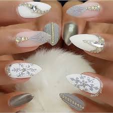 15 Festive Christmas Nail Art Designs For 2019 By Home Of Deva You Will Love Christmas Nails Acrylic Winter Nail Designs Festival Nails