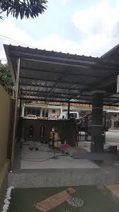 Taman bunga nusantara adalah objek wisata yang letaknya dekat dengan jakarta. Taman Bunga Raya
