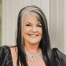 Darlene Ulmer's Instagram, Twitter & Facebook