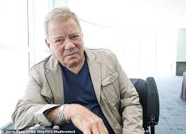 The marriage was william's fourth one and elizabeth's second. William Shatner 89 Maintains Positive Outlook Following Divorce From Fourth Wife Elizabeth 61 Daily Mail Online