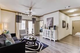 Mister sparky® electricians are experts when it comes to ceiling fan repair and installation. San Antonio Tx Apartments W A Pool Gym Garages Walk In Closets