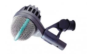 Akg D112 Dynamic Kick Drum Microphone Review Microphone Geeks