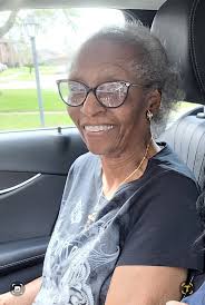 Meet Edna Rain, an 80 year old woman from Alberta, Canada who has gone back  to school to get her highschool diploma! She is an inspiration to all her  classmates & peers. |