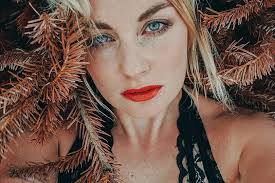 Alexander Priest's Instagram, Twitter & Facebook