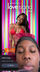 Jana Peacock's Instagram, Twitter & Facebook