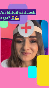 Is cúis bróid dúinn gur craoladh an 200ú clár de Nuacht Cúla4 le deireanaí  🎉 Seo cúpla 'buaicphointe' le ceiliúradh a dhéanamh ar thuairisceoirí  iontacha s'againne! 🌎🎥🧡