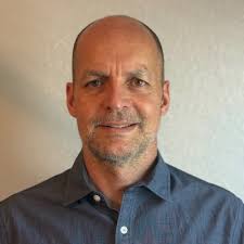 I have an announcement. See my left hand for details. 💍 (Photo taken  shortly after Ryan Hughes' proposal!)